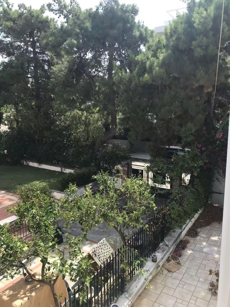 Voula, Evryali – Plot with Two-Storey Residence, Garden and Swimming Pool 