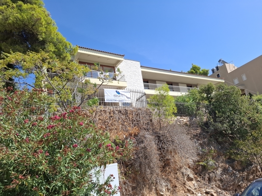 (Продажа) Земли Земельный участок || Афины Север/Кифисья - 1.359 кв.м, 2.500.000€ 